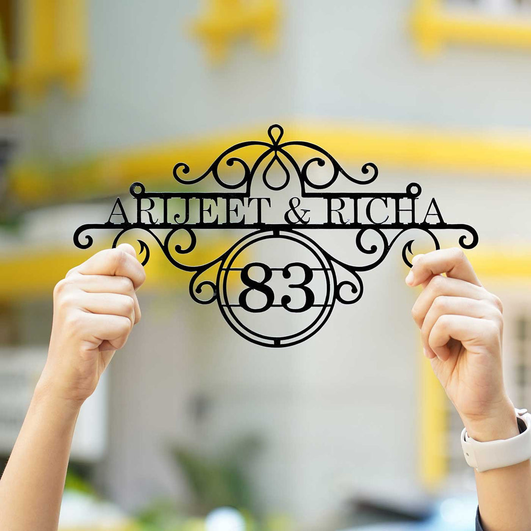 Personalized Family Name Sign, Custom Last Name Metal Wall Art for Indoor/Outdoor