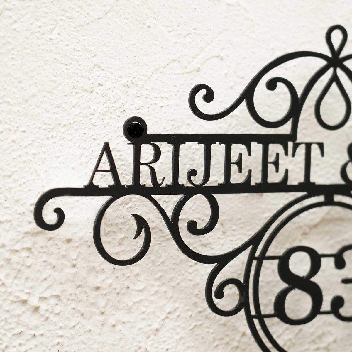 Personalized Family Name Sign, Custom Last Name Metal Wall Art for Indoor/Outdoor